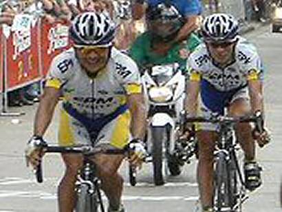 Vuelta a Colombia: Hebert Gutiérrez nuevo líder y victoria de etapa para Jhon Fredy García