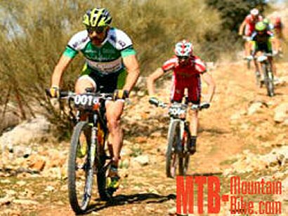 Andalucía Bike Race: José Antonio Hermida: "Estamos contentos de vernos líderes"