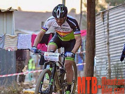 Hermida afina su estado para la Cape Epic en la Champions Race