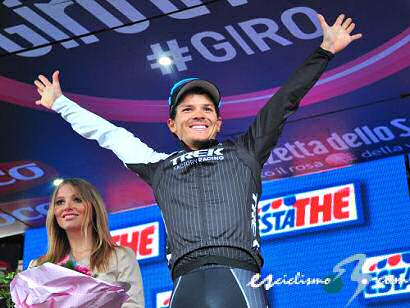 Giro de Italia: Arredondo gana en el Refugio Panarotta y Quintana sigue líder