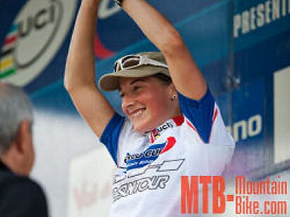 BH-SR Suntour-KMC confirma su presencia en la VolCat con Julie Bresset