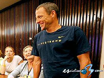 Armstrong dará mañana el banderazo de salida a la Vuelta a México en la que compite Simoni