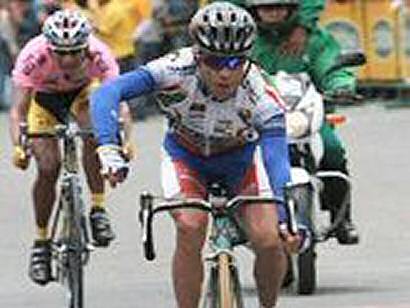 Libardo Niño campeón de la Vuelta a Colombia 2005