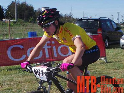 Lucía Vázquez llega de amarillo a la última prueba del Open de España XCO