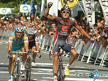 Luis León Sánchez vence en la Clásica de San Sebastián