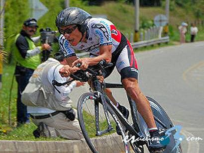 Vuelta a Colombia: Marlon Pérez se impone en el prólogo y es líder