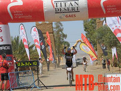 Titan Desert: Deho gana también la cuarta etapa y Pinto sigue líder