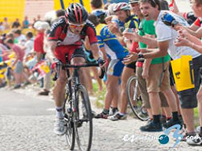 Vuelta a Austria: Mathias Frank gana la quinta etapa, Seeldraeyers sigue de líder
