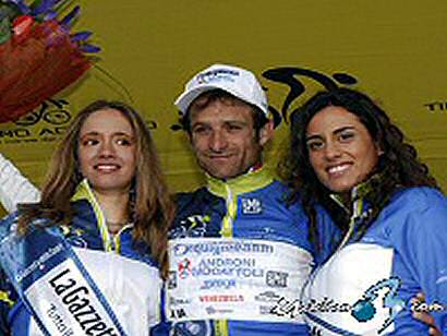 Tirreno-Adriático: Michele Scarponi gana la sexta etapa y se pone líder (Clasif.)