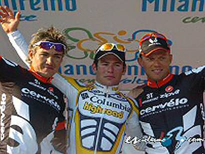 Milán-San Remo: Mark Cavendish se impone en un apretado sprint