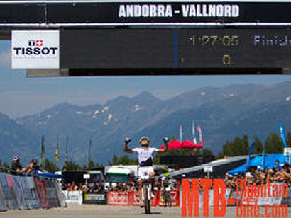Schurter y Spitz sufren para ganar en la Copa del Mundo en Vallnord