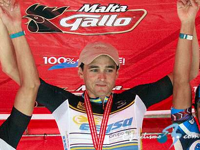 Vuelta a Guatemala: Óscar Sevilla gana la quinta etapa pero Cano sigue líder