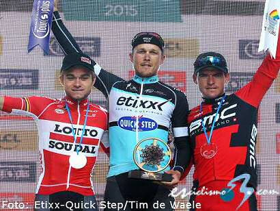 París-Tours: Matteo Trentin se impone en la París-Tours 2015