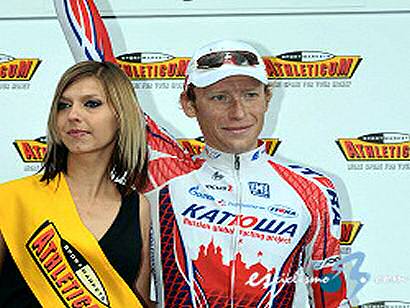 Tour de Romandía: Pavel Brutt gana la primera etapa y se sitúa líder