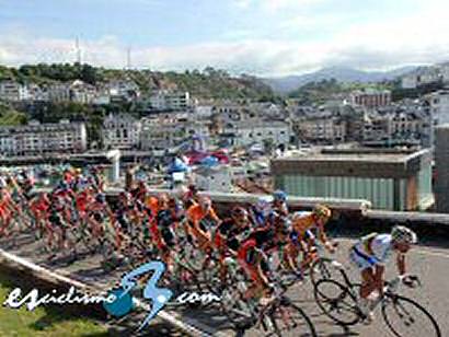 Los equipos votan a favor de participar en la París-Niza a pesar del anuncio de la UCI