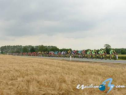 Listado oficial de corredores inscritos en la Vuelta a Castilla y León 2016