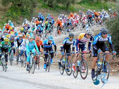Listado oficial de corredores inscritos en la Vuelta a Castilla y León 2015