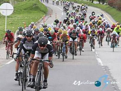 Vuelta a Colombia: Alejandro Serna gana la sexta etapa y Mauricio Ortega es líder