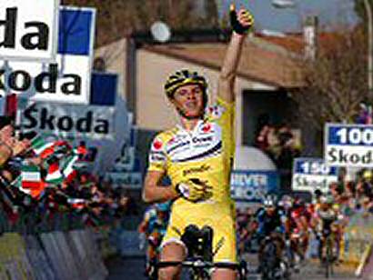 Tirreno-Adriático: Riccardo Ricco repite triunfo y alcanza el liderato en la cuarta etapa