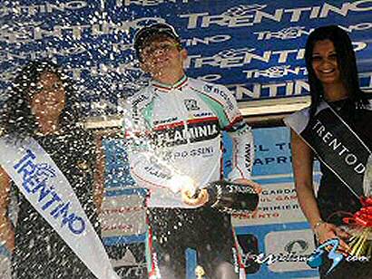 Giro del Trentino: Riccó vence en la segunda etapa y Vinokourov sigue de líder