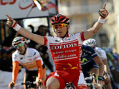 Volta a Catalunya: Dumoulin se impone en Tarragona y Contador sigue líder