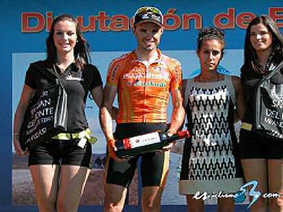 Samuel Sánchez gana en las Lagunas de Neila y se hace con la Vuelta a Burgos
