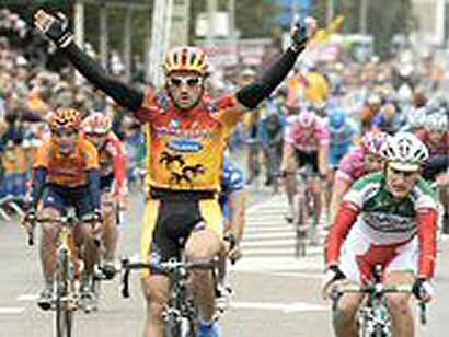 El italiano Cadamuro gana la segunda etapa y Van Heeswijk sigue líder en el Tour del Benelux
