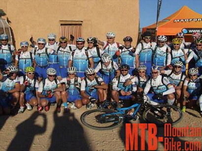 Team Madform Go Pro y Gaes presentan sus equipos para la Titan Desert 2015
