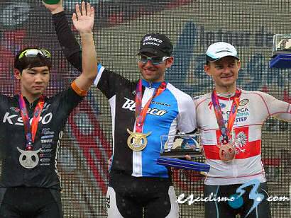 Tour de Langkawi: Tom Leezer gana la sexta etapa y Arredondo sigue líder