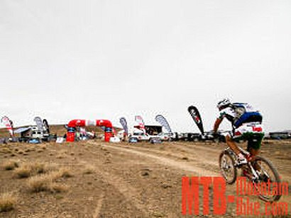 Un coruñés que se recuperó de lesión medular participará en la Titan Desert