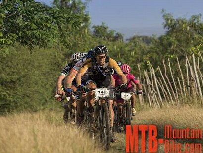 Titan Tropic: José Mojica: "He corrido sin miedo, para ganar"