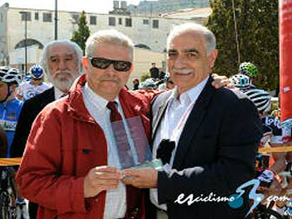 La Federacin homenajea a la Volta a Catalunya en su centenario
