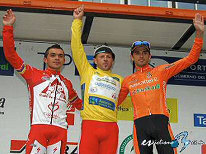 Tino Zaballa se adjudica la Vuelta a Asturias tras ganar la ltima etapa