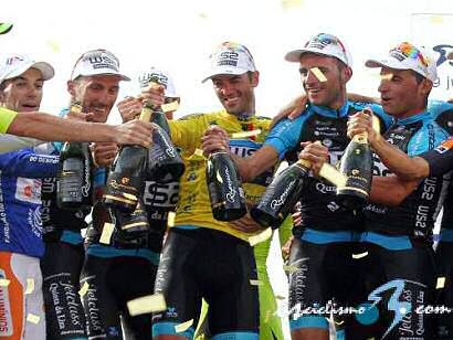 Gustavo Veloso se adjudica la Vuelta a Portugal y Matteo Malucelli la última etapa