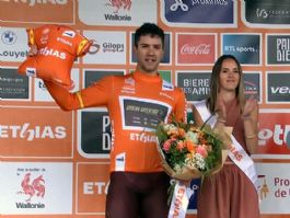 Tour de Valonia: Ben Oliver sorprende bajo la lluvia en la 2ª etapa y asalta el liderato Tour de Valonia: Ben Oliver sorprende bajo la lluvia en la 2ª etapa y asalta el liderato