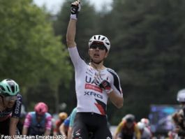 Benoît Cosnefroy suma su cuarta victoria en el Gran Premio de Morbihan Benoît Cosnefroy suma su cuarta victoria en el Gran Premio de Morbihan