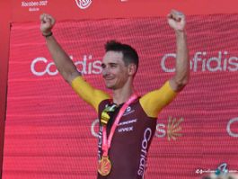 Vuelta a España: Bryan Coquard gana la 8ª etapa y Enric Mas se viste de rojo tras el abandono de Pogacar Vuelta a España: Bryan Coquard gana la 8ª etapa y Enric Mas se viste de rojo tras el abandono de Pogacar