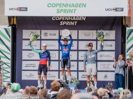 Jasper Philipsen gana el Copenhague Sprint 2026 bajo la lluvia Jasper Philipsen gana el Copenhague Sprint 2026 bajo la lluvia