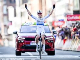 Demi Vollering logra su tercera Lieja-Basto�a-Lieja Femenina, Paula Blasi quinta