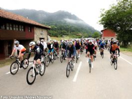 El Desaf�o Lagos de Covadonga re�ne a m�s de 3.000 ciclistas en las carreteras asturianas