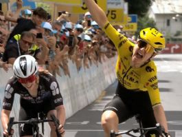Femke de Vries estrena el Tour de Suiza Femenino con victoria en Sondrio