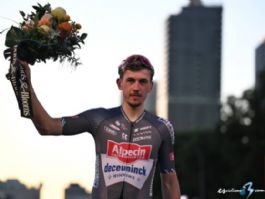 Henri Uhlig estrena su palmar�s profesional en la exigente tercera etapa de la Estrella de Bess�ges