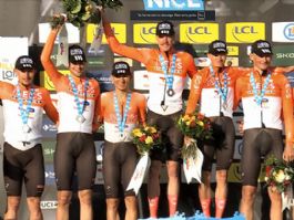 Juan Ayuso se viste de l�der en la Par�s-Niza tras la victoria de Ineos en la contrarreloj por equipos