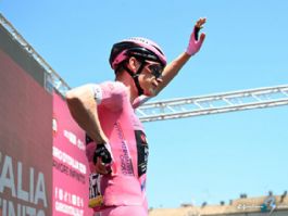 Giro de Italia: Jonas Vingegaard defenderá el maillot rosa "pensando también en el Tour" Giro de Italia: Jonas Vingegaard defenderá el maillot rosa "pensando también en el Tour"