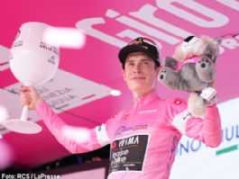 Giro de Italia: Jonas Vingegaard: "Me alegro por la victoria de Kuss, siempre ha estado a mi lado"