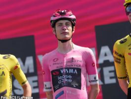 El Giro de Italia recuerda el terremoto de Friuli con una maglia rosa conmemorativa