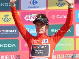 Jonas Vingegaard se apunta al libro de oro en la Vuelta a Espaa del caos