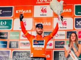 Jordi Meeus impone su punta de velocidad en Lobbes y es el primer líder del Tour de Valonia Jordi Meeus impone su punta de velocidad en Lobbes y es el primer líder del Tour de Valonia