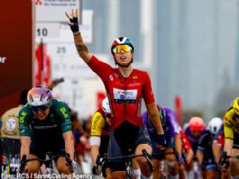 Lorena Wiebes firma su tercer triunfo consecutivo y refuerza su liderato en el UAE Tour Femenino