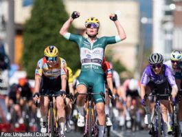 Lotte Kopecky gana la cuarta etapa y se viste de rojo en La Vuelta Femenina